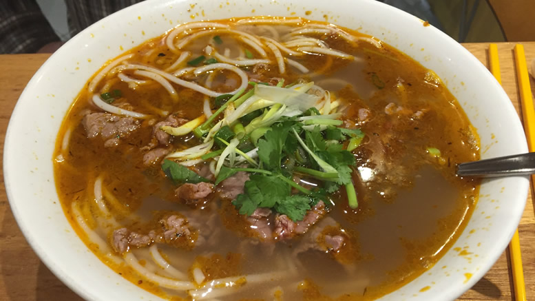 bun bo hue Spicy Beef Noodle Soup