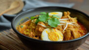 Chicken curry mee