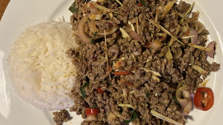 laap neua lemongrass