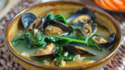 mussel soup tinolang tahong